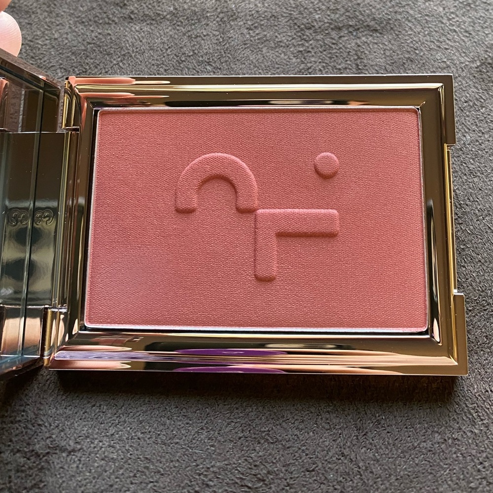 Patrick Ta Monochromatic Moment Velvet Blush in She’s Adorable